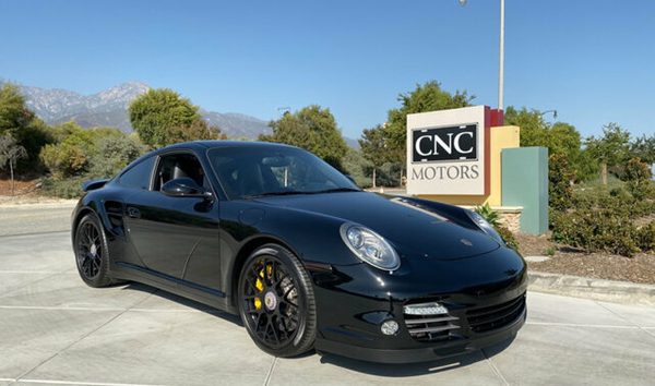 Porsche 911 (10678878)