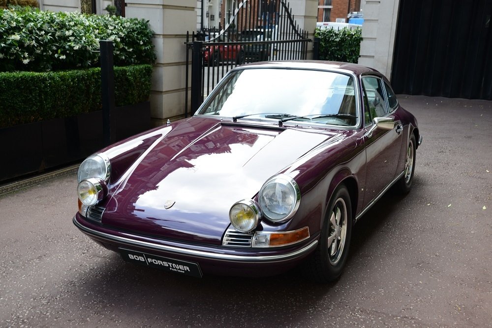 Coupe in London, England, United Kingdom 1 - 982459