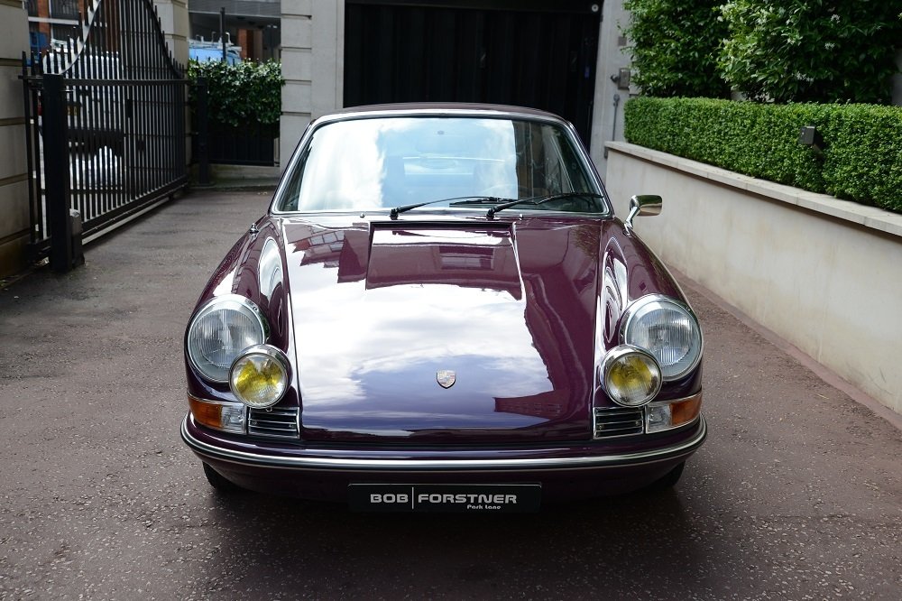 Coupe in London, England, United Kingdom 2 - 982459