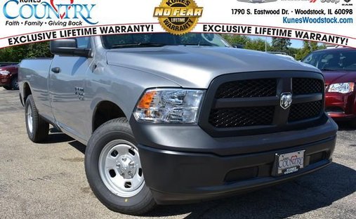 2019 Ram 1500 Classic in Woodstock, IL, United States 1
