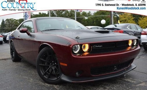2018 Dodge Challenger in Woodstock, IL, United States 1
