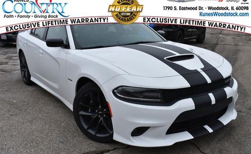 2019 Dodge Charger in Woodstock, IL, United States 1