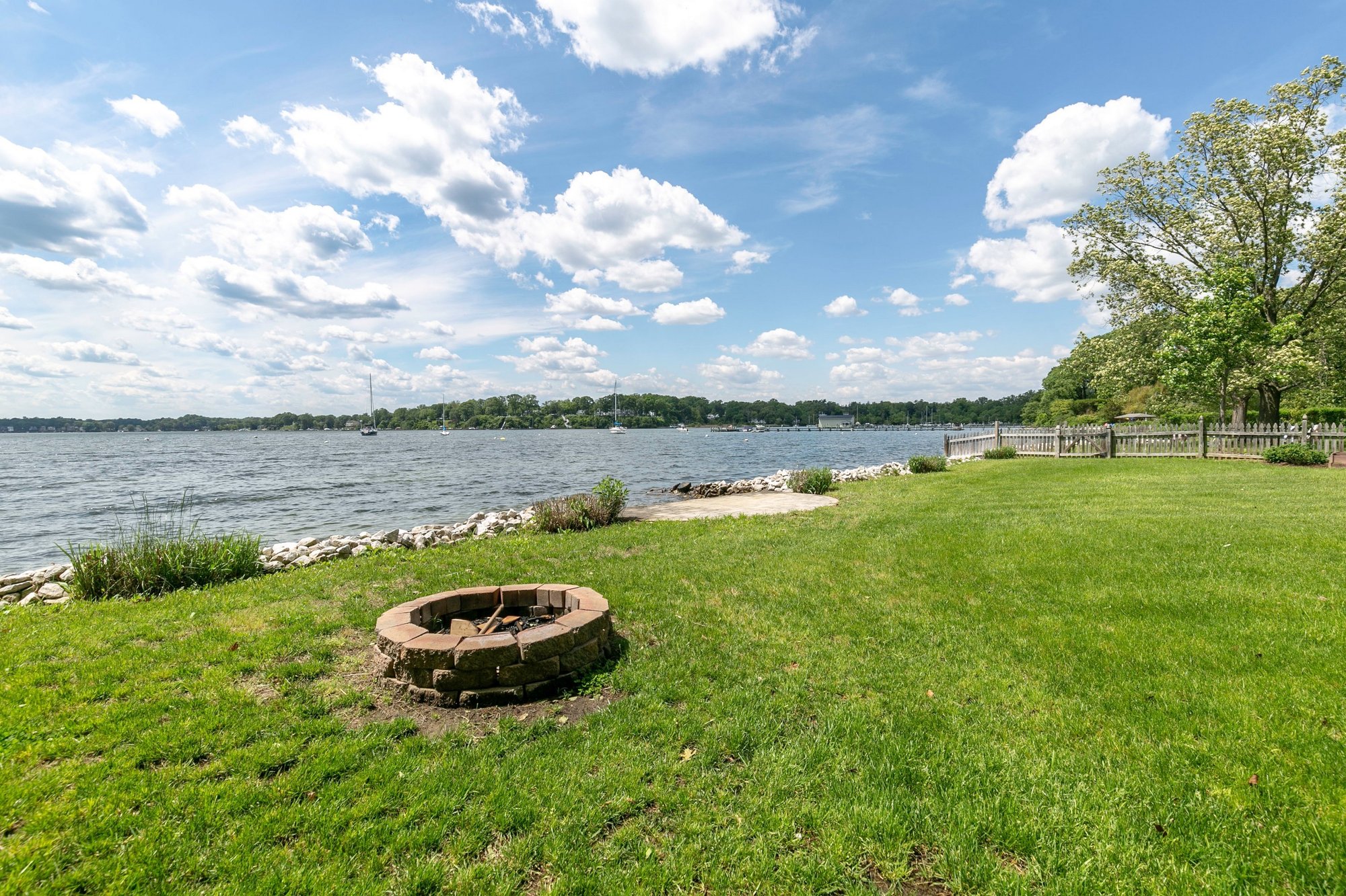 Round Bay In Severna Park, Md, United States For Sale (10530496)