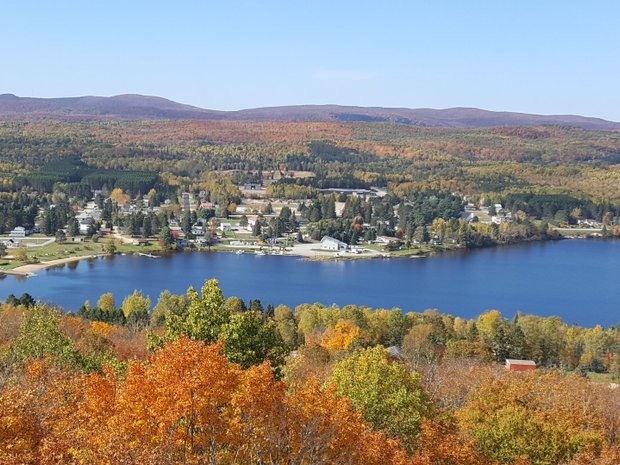 Land in Rivière-Rouge, Quebec, Canada 1