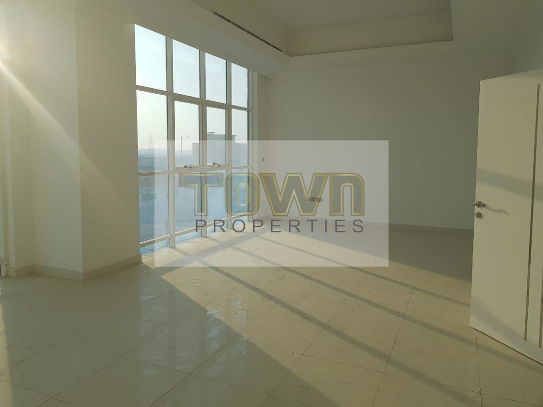 Villa / House For Sell In Mohamed In Abu Dhabi, Abu Dhabi, United Arab