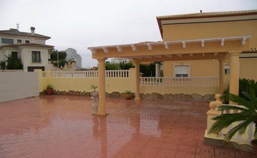 Villa in Calp / Calpe, Valencian Community, Spain 1