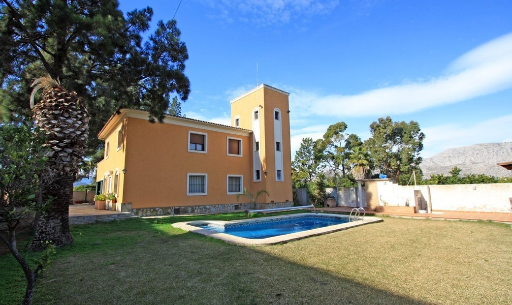 Ondara Villa In Ondara, Valencian Community, Spain For Sale (10689214)