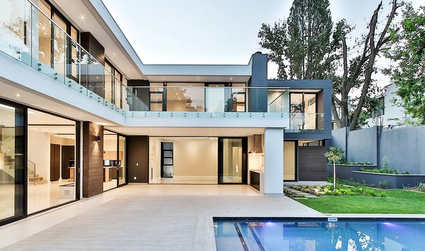 Bryanston (10691624)