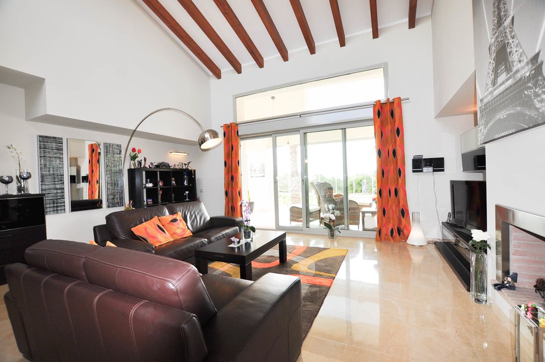 Villa in Orihuela, Valencian Community, Spain 2 - 10613164