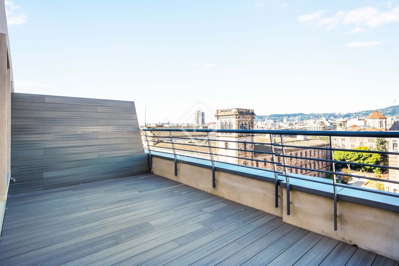 Barcelona Penthouse In Barcelona, Spain For Sale (10699074)