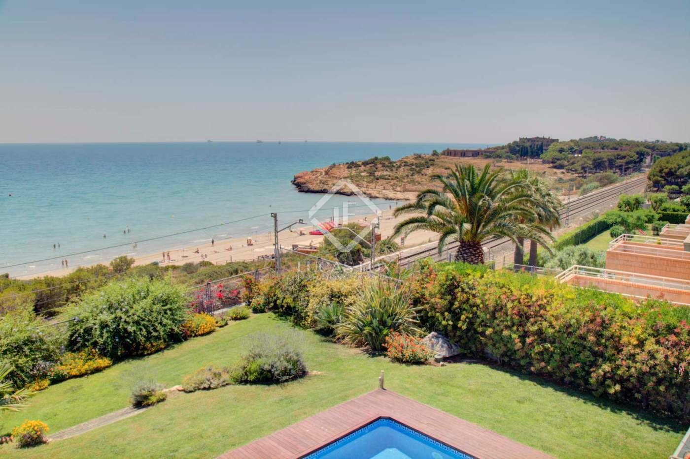 Tarragona House / Villa In Tarragona, Spain For Sale (10700898)