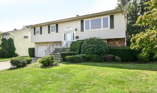 Glen Cove (10703573)