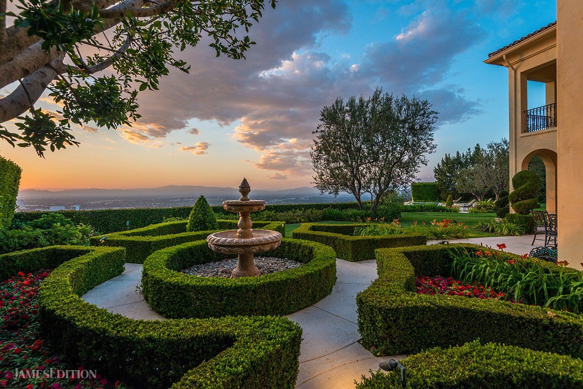 Elegant Mulholland Estates View Villa In Beverly Hills, Ca, United States For Sale (10703608)