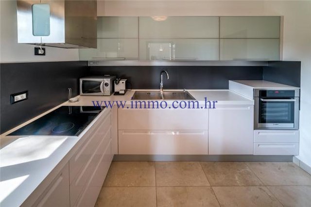 Villa in Dol, Split-Dalmatia County, Croatia 3 - 10705212