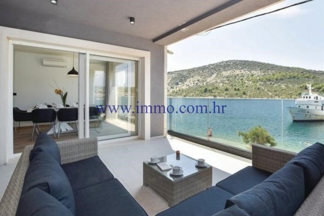 Villa in Trogir, Split-Dalmatia County, Croatia 3 - 10704991