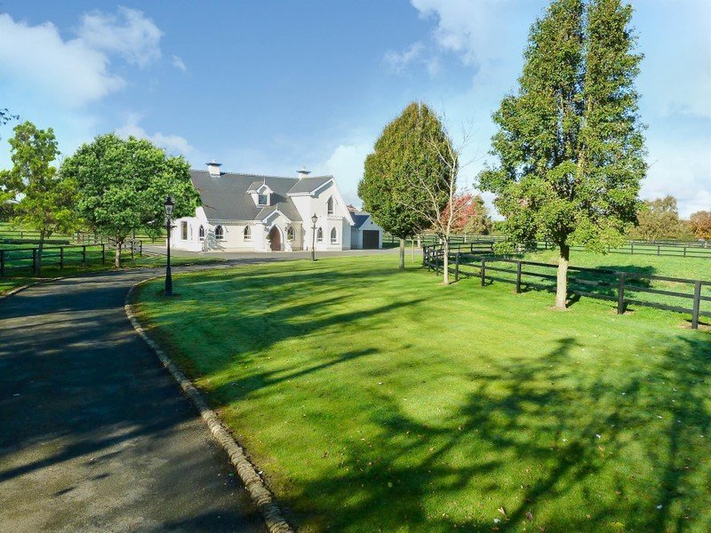 Thornton Park House, & Equestrian Centre, Kilsallaghan, in Swords