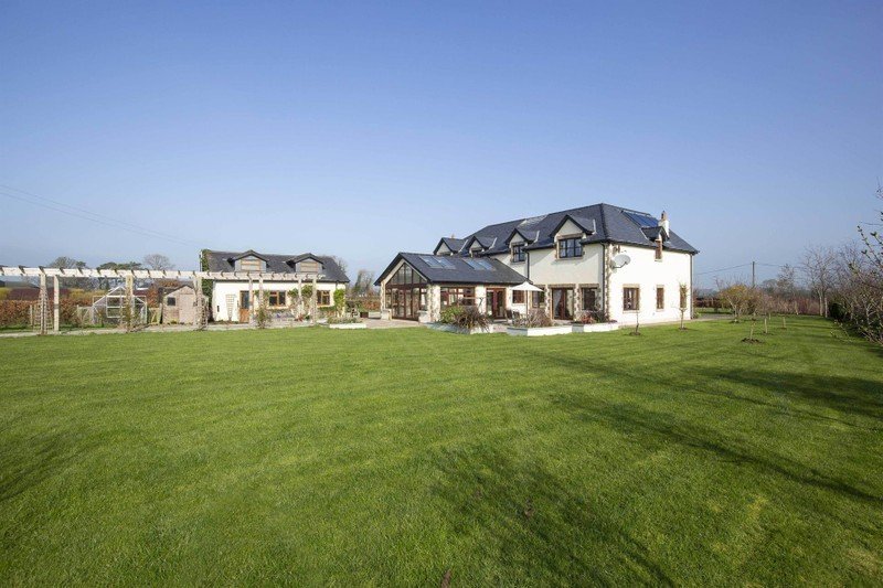 Raheen in Ireland for sale (10716185)
