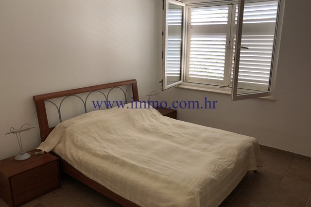 Villa à Supetar, Split-Dalmatie, Croatie 5 - 10718007