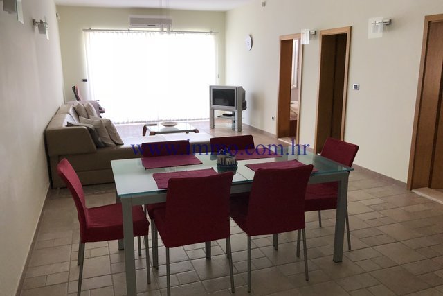 Villa à Supetar, Split-Dalmatie, Croatie 3 - 10718007