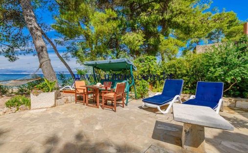Villa in Dol, Split-Dalmatia County, Croatia 1