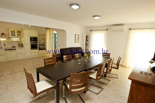 Villa in Supetar, Split-Dalmatia County, Croatia 4 - 10725608