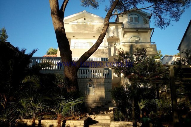 Villa in Gradska cetvrt Varos, Sibenik, Sibenik-Knin County 2 - 10725600