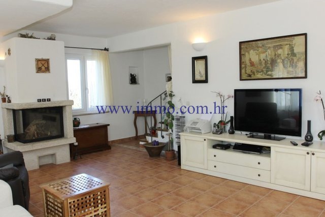 Villa in Supetar, Split-Dalmatia County, Croatia 3 - 10725608
