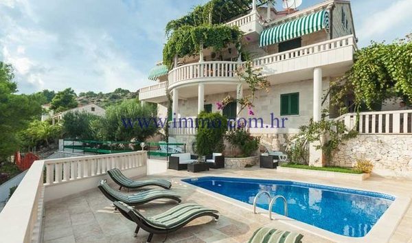 BRAČ ISLAND, BEACHFRONT VILLA FOR SALE (10726115)