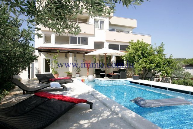 Villa in Trogir, Split-Dalmatia County, Croatia 1 - 10726296