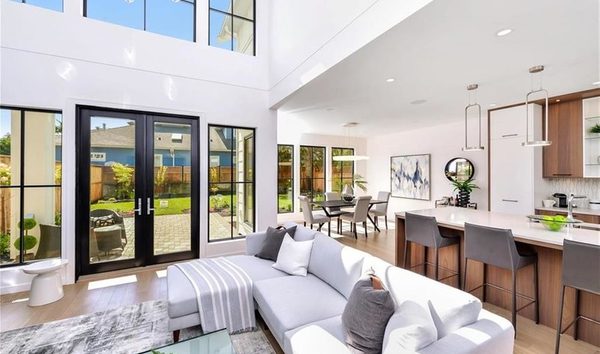 1455 Clifford St (10729093)