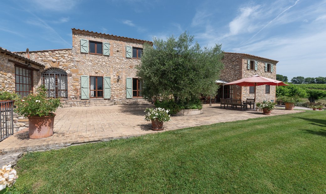 Beautiful Cottage In Natural Stone In Umbria, Italy For Sale (10732873)