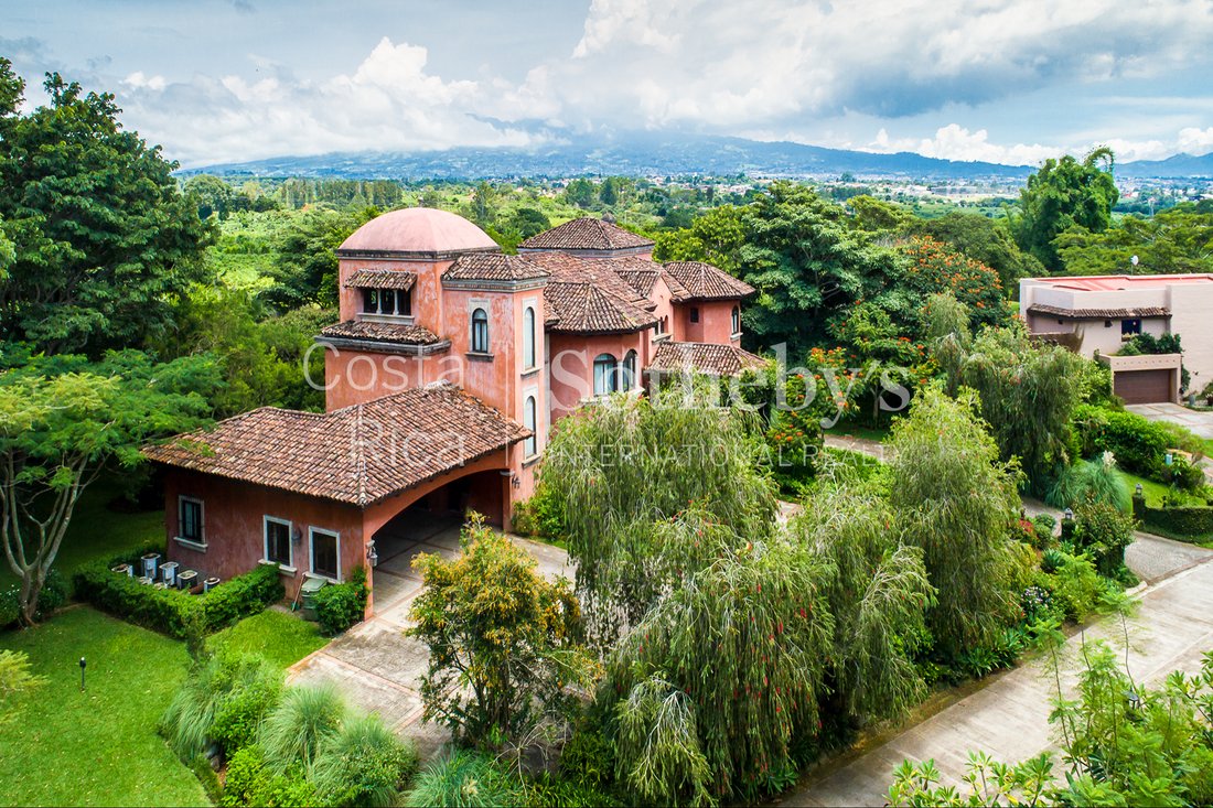 Vaulted Ceilings Home In Luxury Gated In Heredia, Heredia Province, Costa Rica For Sale (10732107)