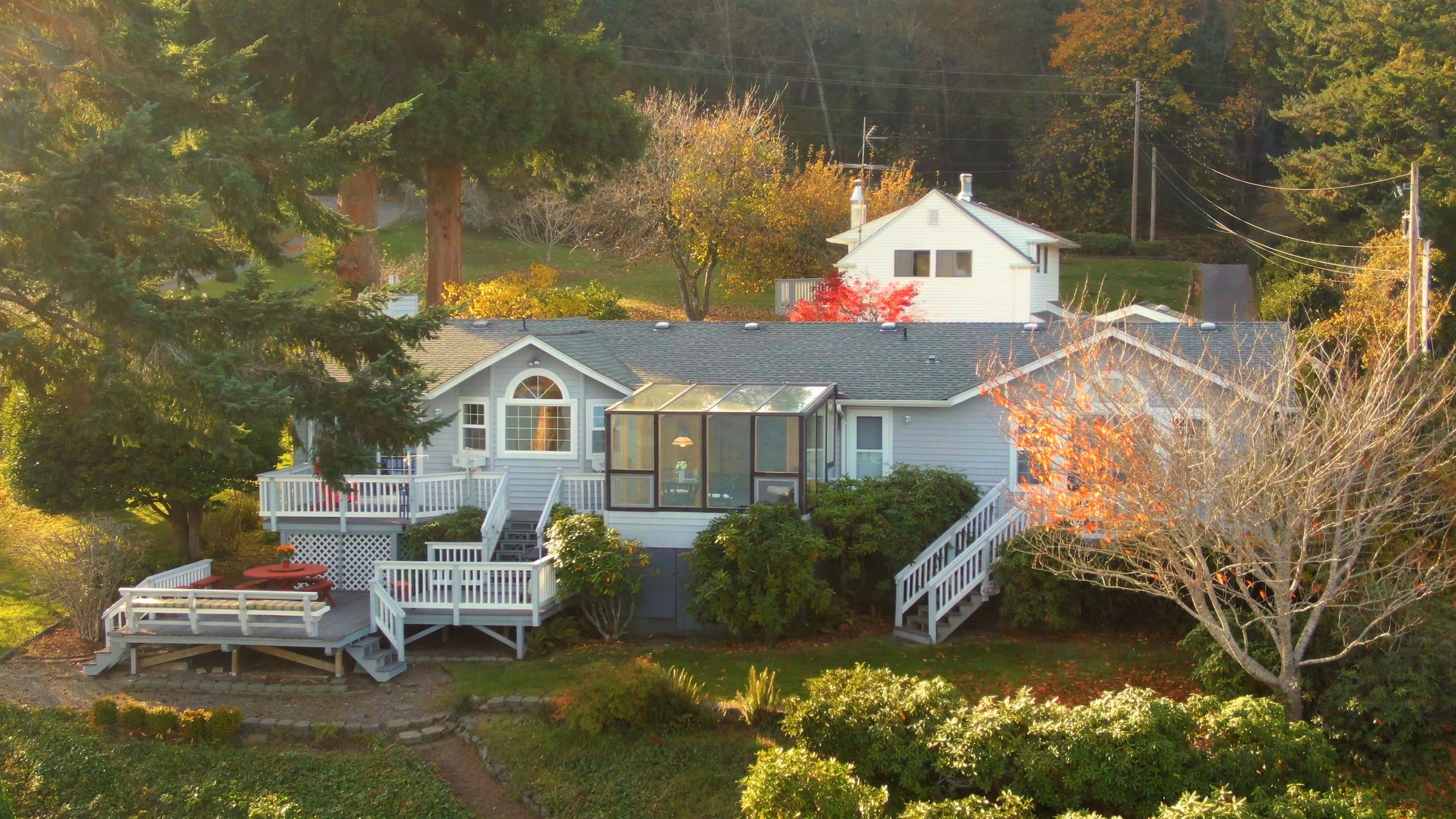 Waterfront Retreat Home in Gig Harbor, WA, United States for sale