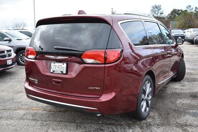 2020 Chrysler Pacifica in Woodstock, Illinois, United States 3 - 10684247