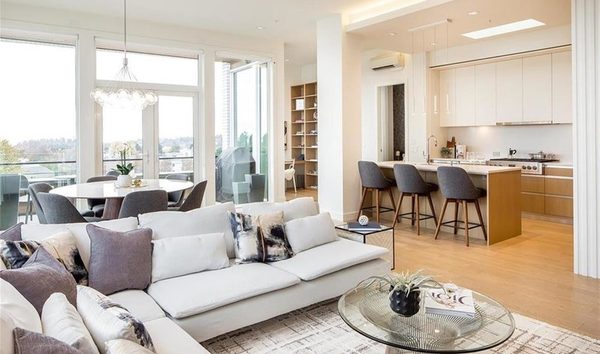 Ph1 1033 Cook St (10736861)
