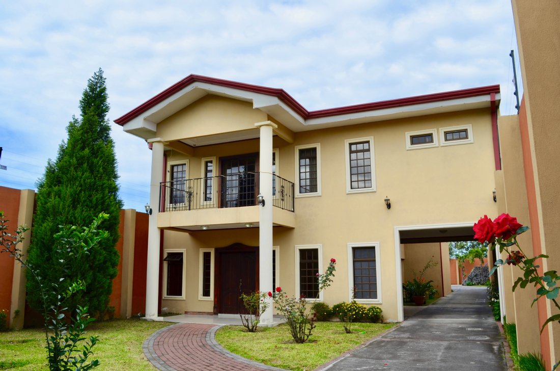 Luxury House In Santo Domingo Heredia In Heredia, Heredia Province