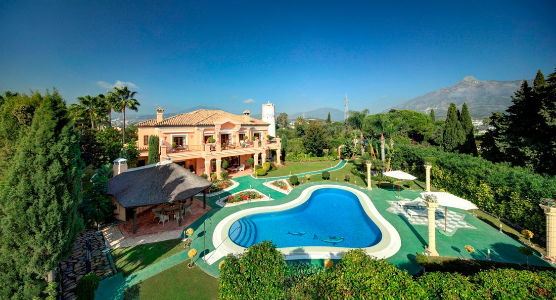 Villa in Marbella, Andalusia, Spain 1 - 10617883