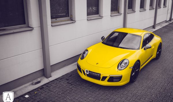 2018 Porsche 911 Carrera (10741730)