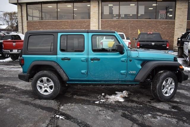 2020 Jeep Wrangler Unlimited in Woodstock, Illinois, United States 2 - 10734870