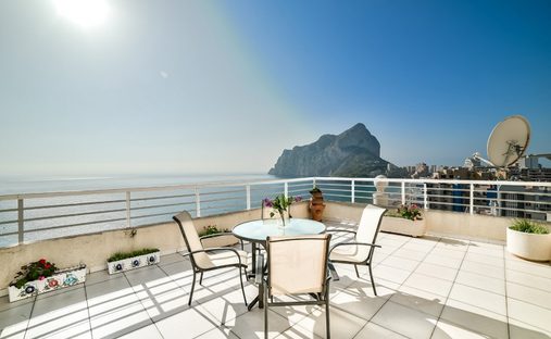 Penthouse in Calp / Calpe, Valencian Community, Spain 1