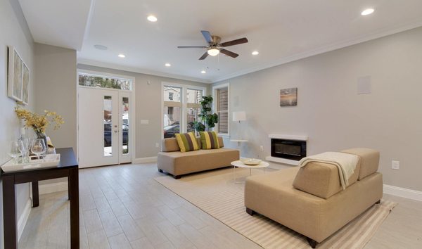 Take Advantage Of The 5 Year Tax Abatement. (10746069)