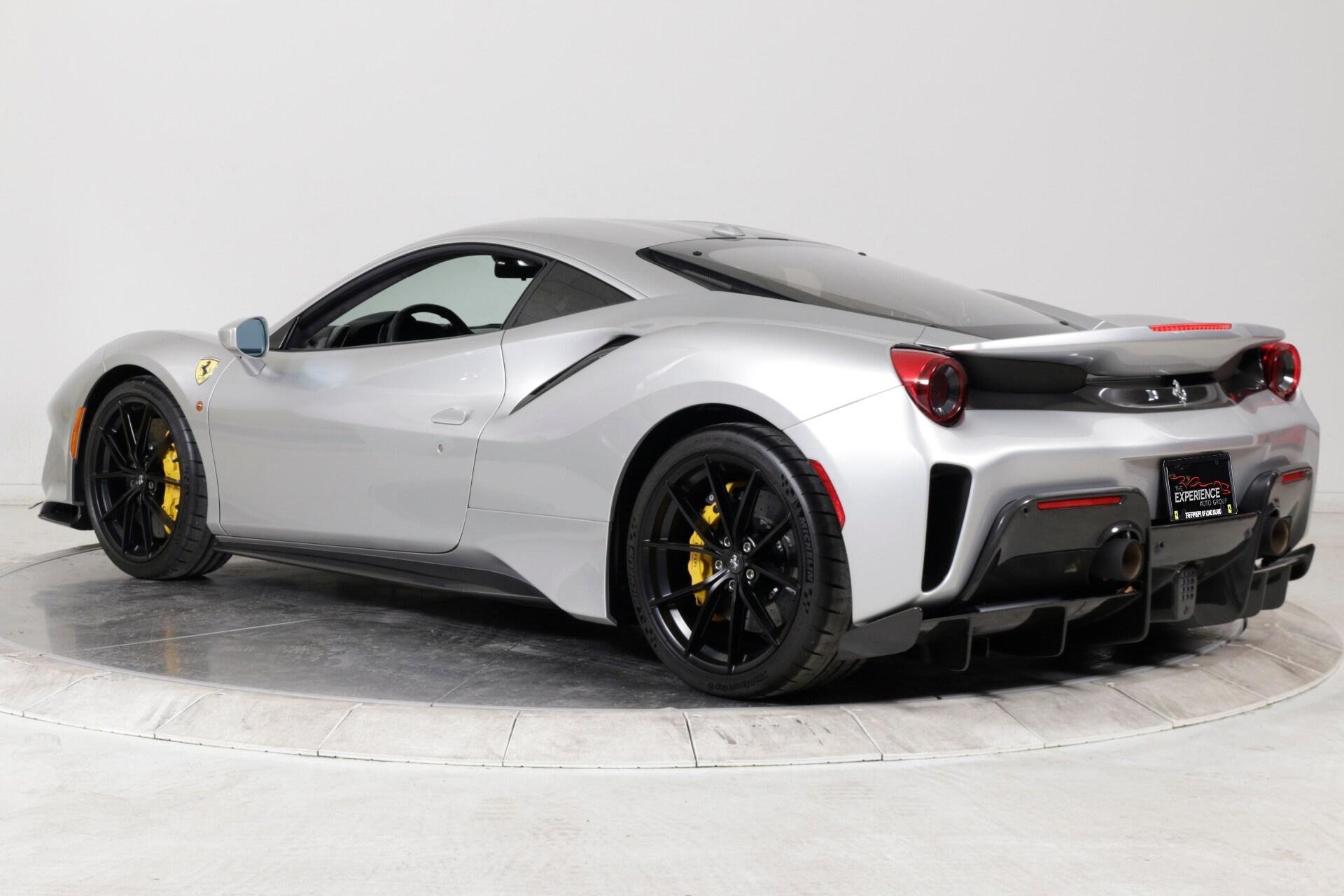 Ferrari 488 Pista 488 Pista