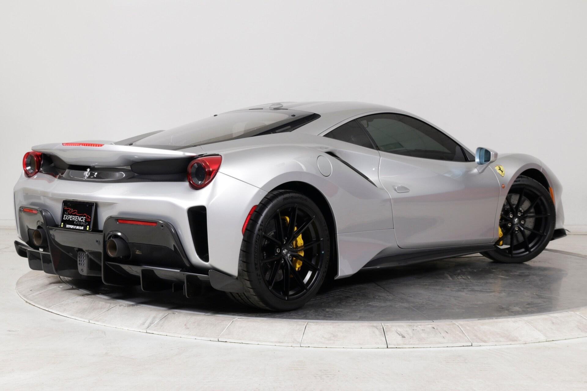 Ferrari 488 Pista 488 Pista