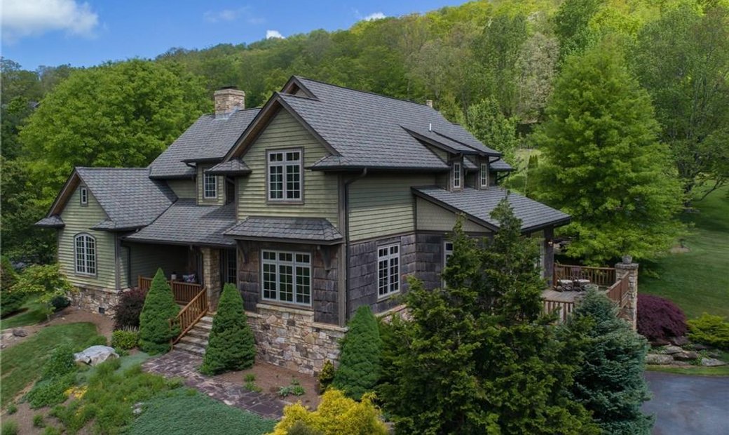 Incredible Mountain Estate In Banner Elk Nc United States For