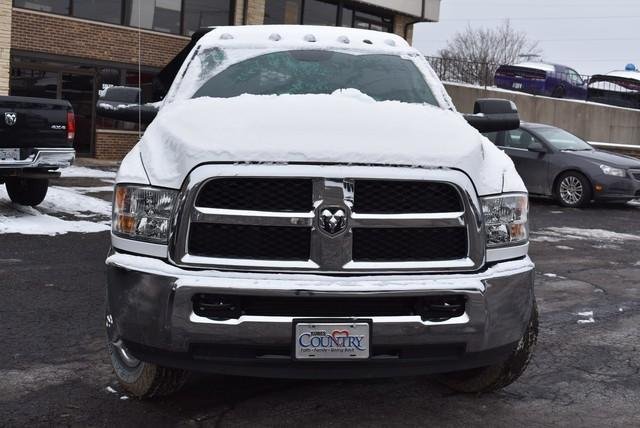2018 Ram 3500 Chassis Cab in Woodstock, Illinois, United States 4 - 10684069