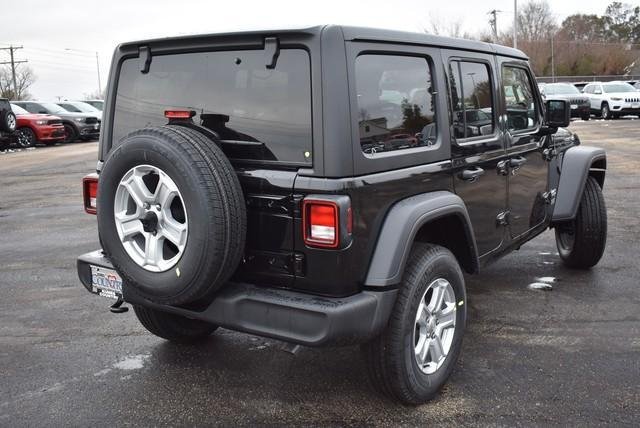 2020 Jeep Wrangler Unlimited in Woodstock, Illinois, United States 3 - 10743956