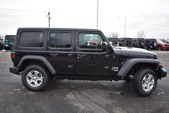 2020 Jeep Wrangler Unlimited in Woodstock, Illinois, United States 2 - 10743956