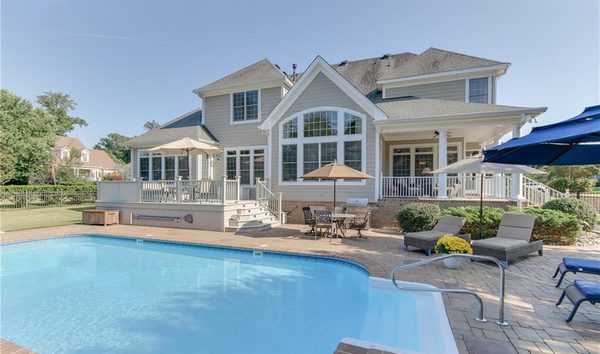 SingleFamily for sale in Suffolk (10756786)