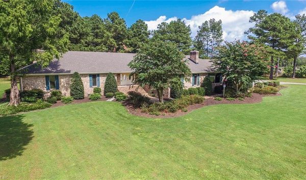 SingleFamily for sale in Suffolk (10756864)