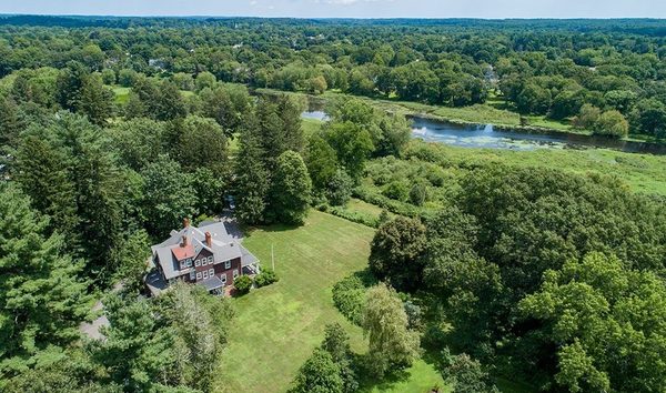 93 Coolidge Road, Concord, MA (10707409)